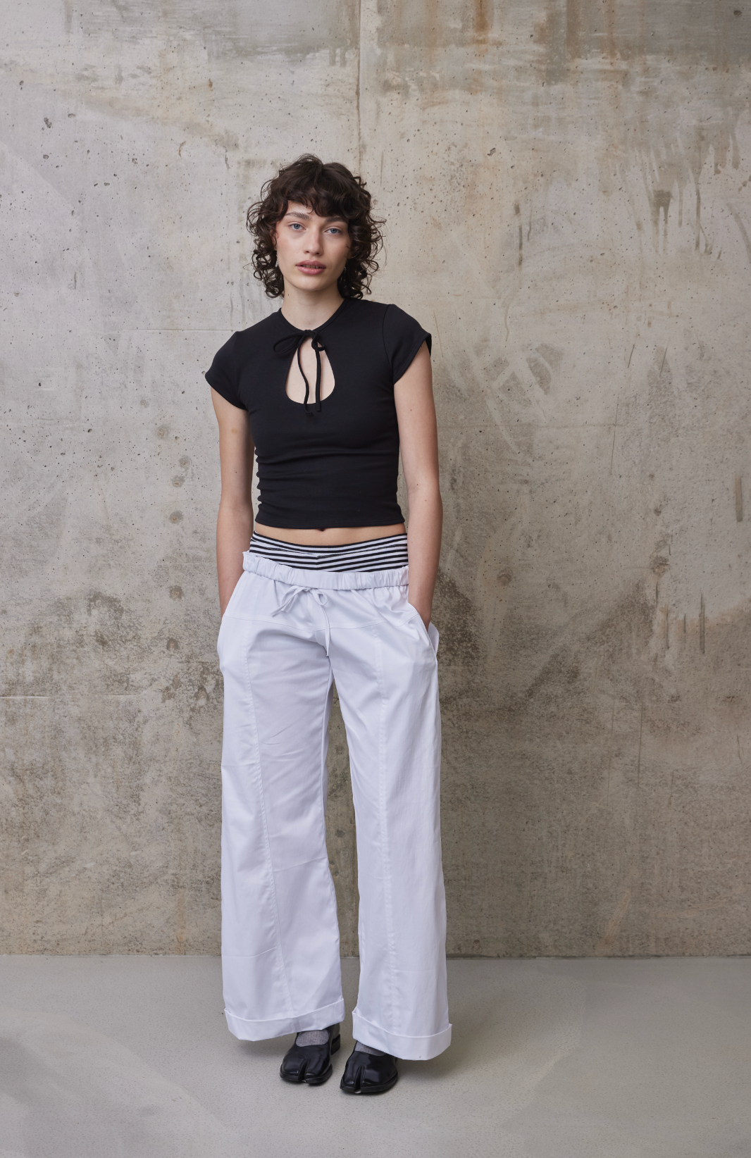 WIDE WHITE COTTON TROUSERS