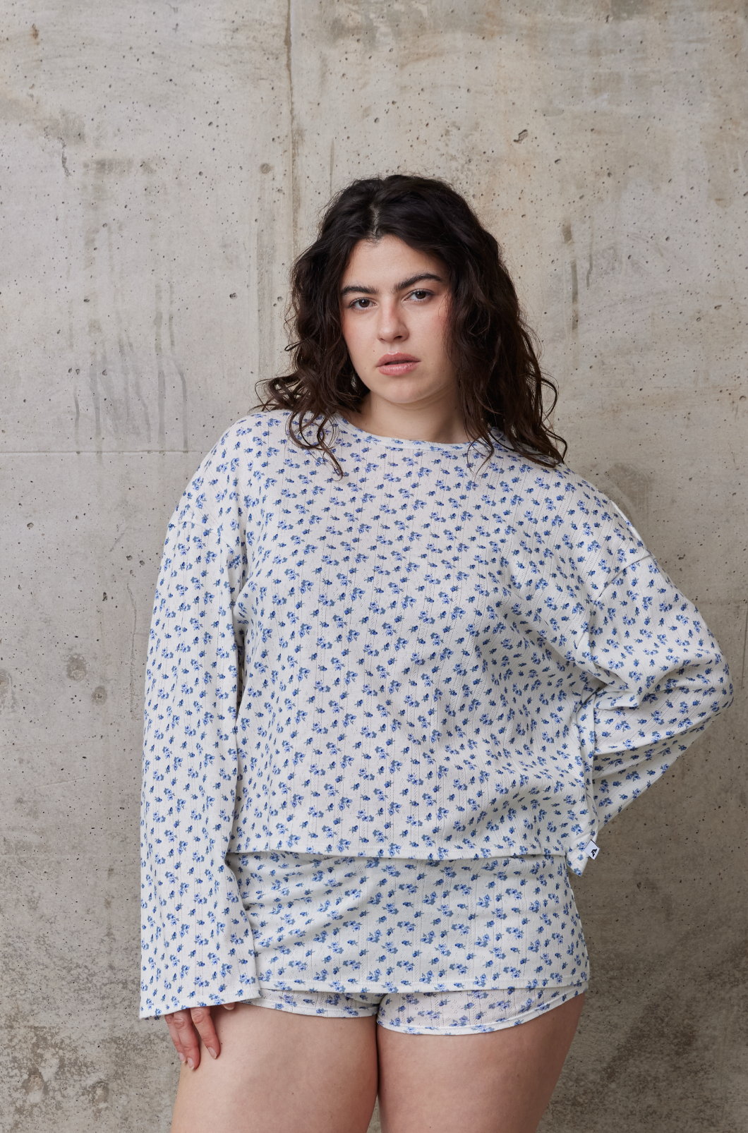 MANCHES LONGUES OVERSIZED BLOOM EN POINTELLE DE COTON