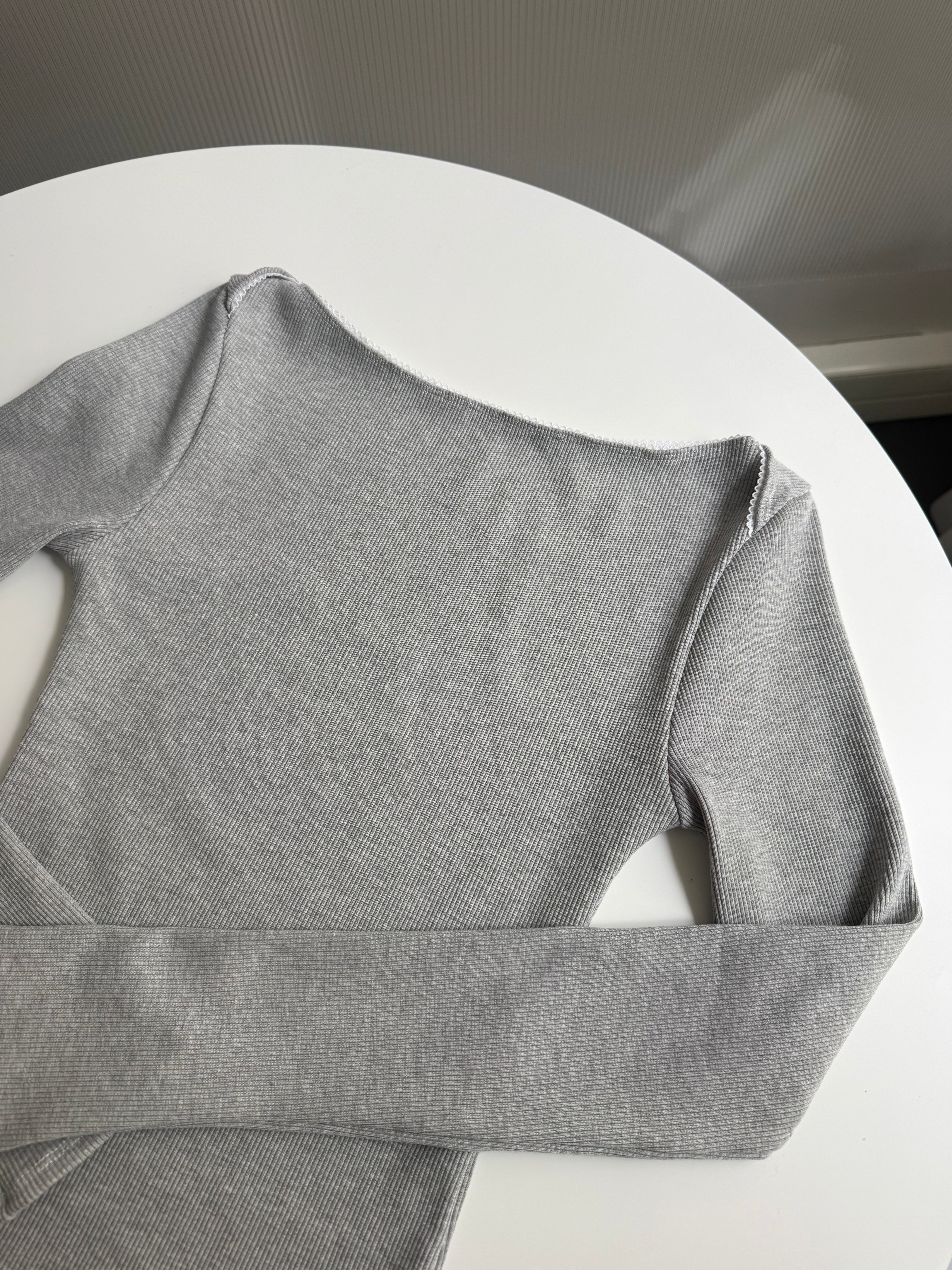 MIRA RIBBED GREY LONG SLEEVE